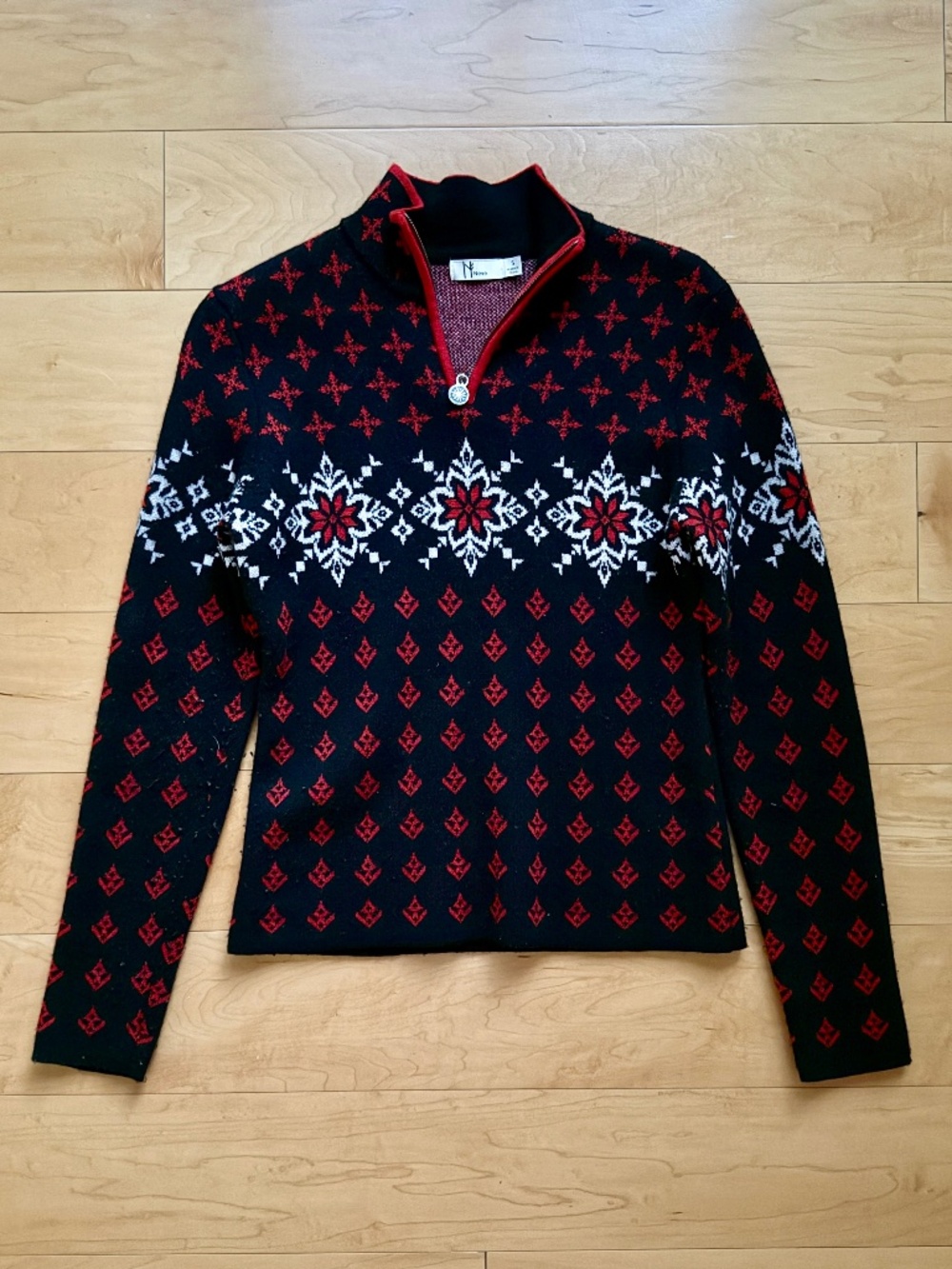 Neve~100% Wool 1/4 Zip Pullover Sweater~Black, Red and White~Size S